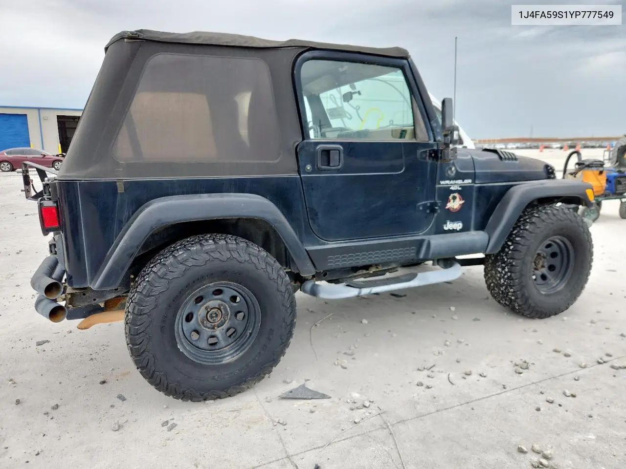 2000 Jeep Wrangler / Tj Sahara VIN: 1J4FA59S1YP777549 Lot: 63622335