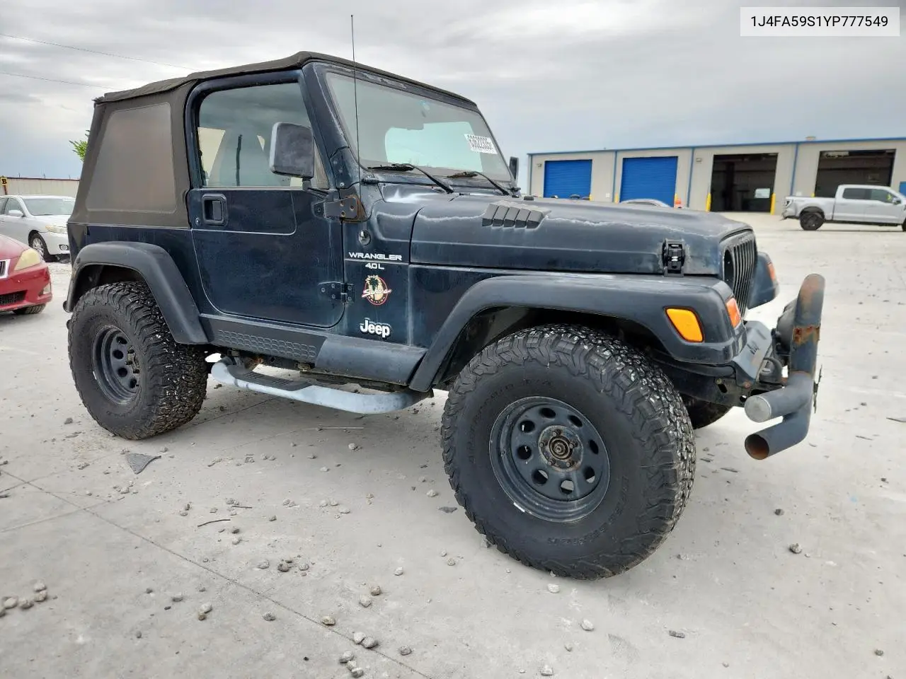 2000 Jeep Wrangler / Tj Sahara VIN: 1J4FA59S1YP777549 Lot: 63622335