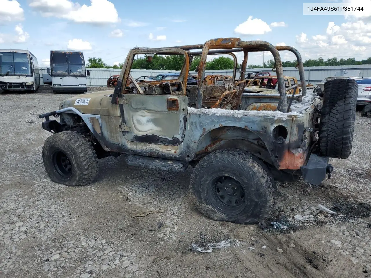 2001 Jeep Wrangler / Tj Sport VIN: 1J4FA49S61P351744 Lot: 56193625