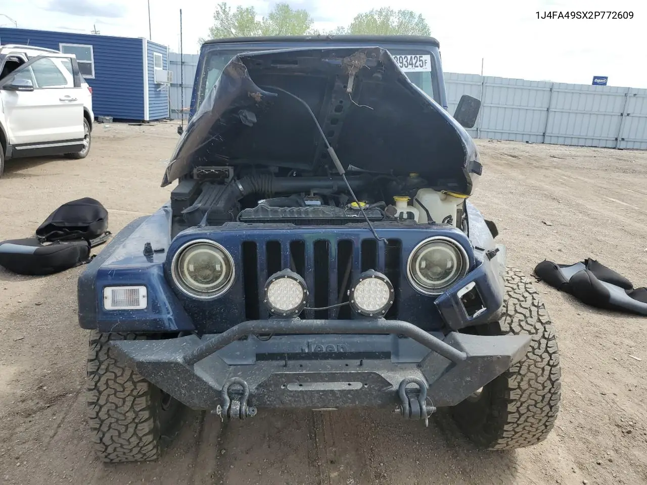 2002 Jeep Wrangler / Tj Sport VIN: 1J4FA49SX2P772609 Lot: 55893425