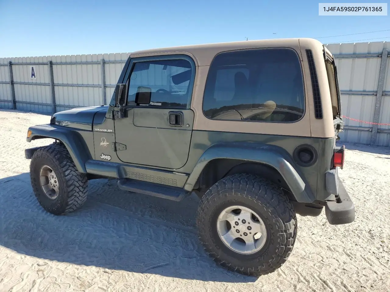 2002 Jeep Wrangler / Tj Sahara VIN: 1J4FA59S02P761365 Lot: 81899144