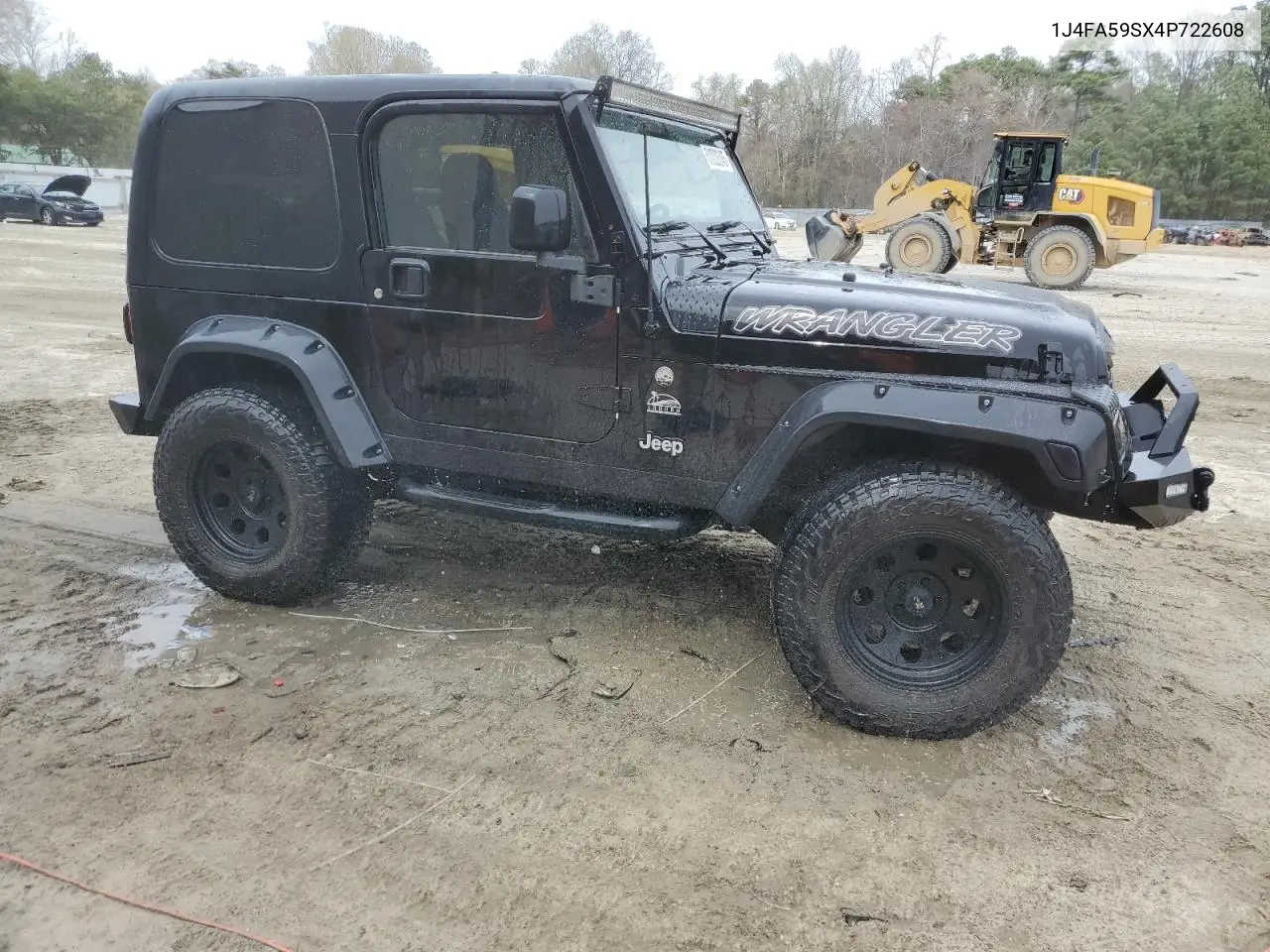 2004 Jeep Wrangler / Tj Sahara VIN: 1J4FA59SX4P722608 Lot: 51223345