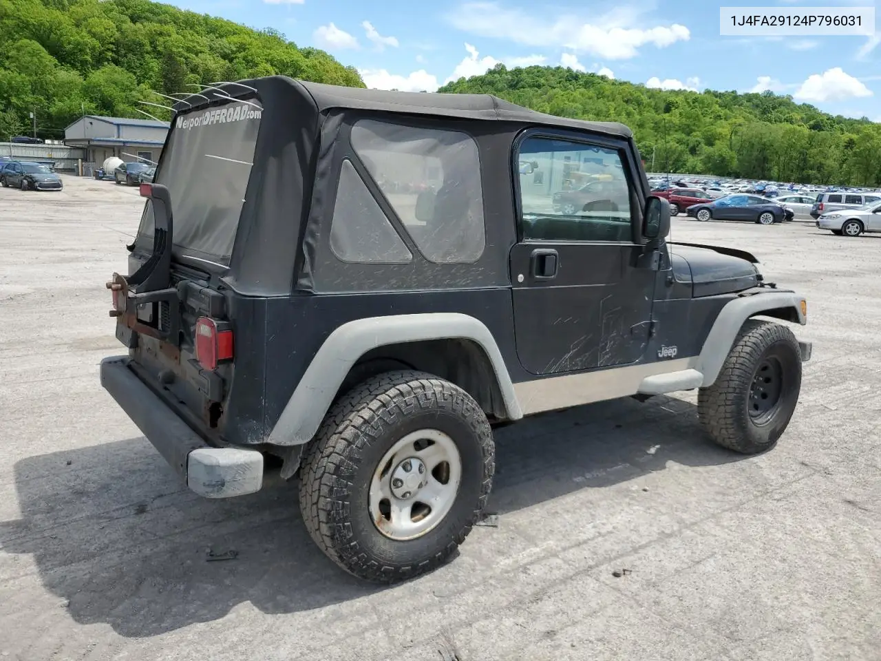 2004 Jeep Wrangler / Tj Se VIN: 1J4FA29124P796031 Lot: 56875525