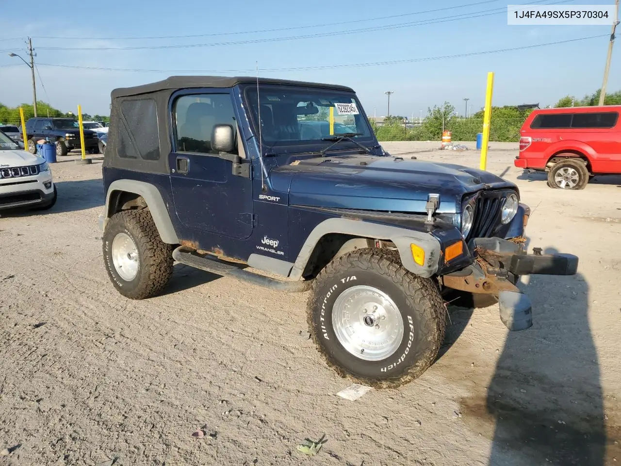 2005 Jeep Wrangler / Tj Sport VIN: 1J4FA49SX5P370304 Lot: 62392345