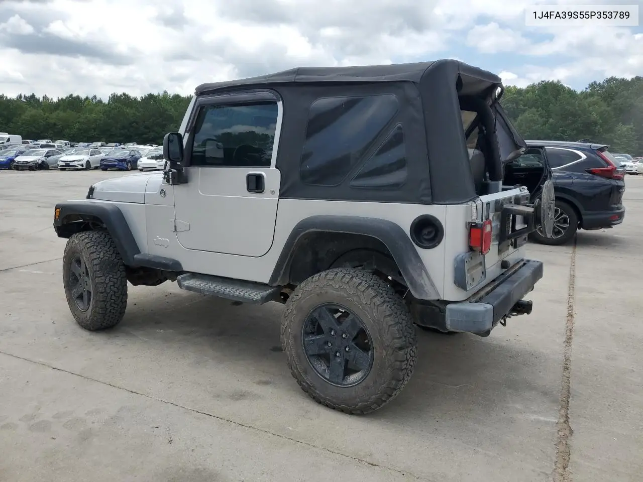 2005 Jeep Wrangler X VIN: 1J4FA39S55P353789 Lot: 62469015