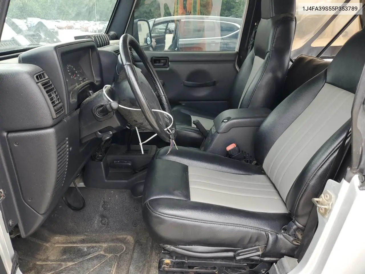 2005 Jeep Wrangler X VIN: 1J4FA39S55P353789 Lot: 62469015