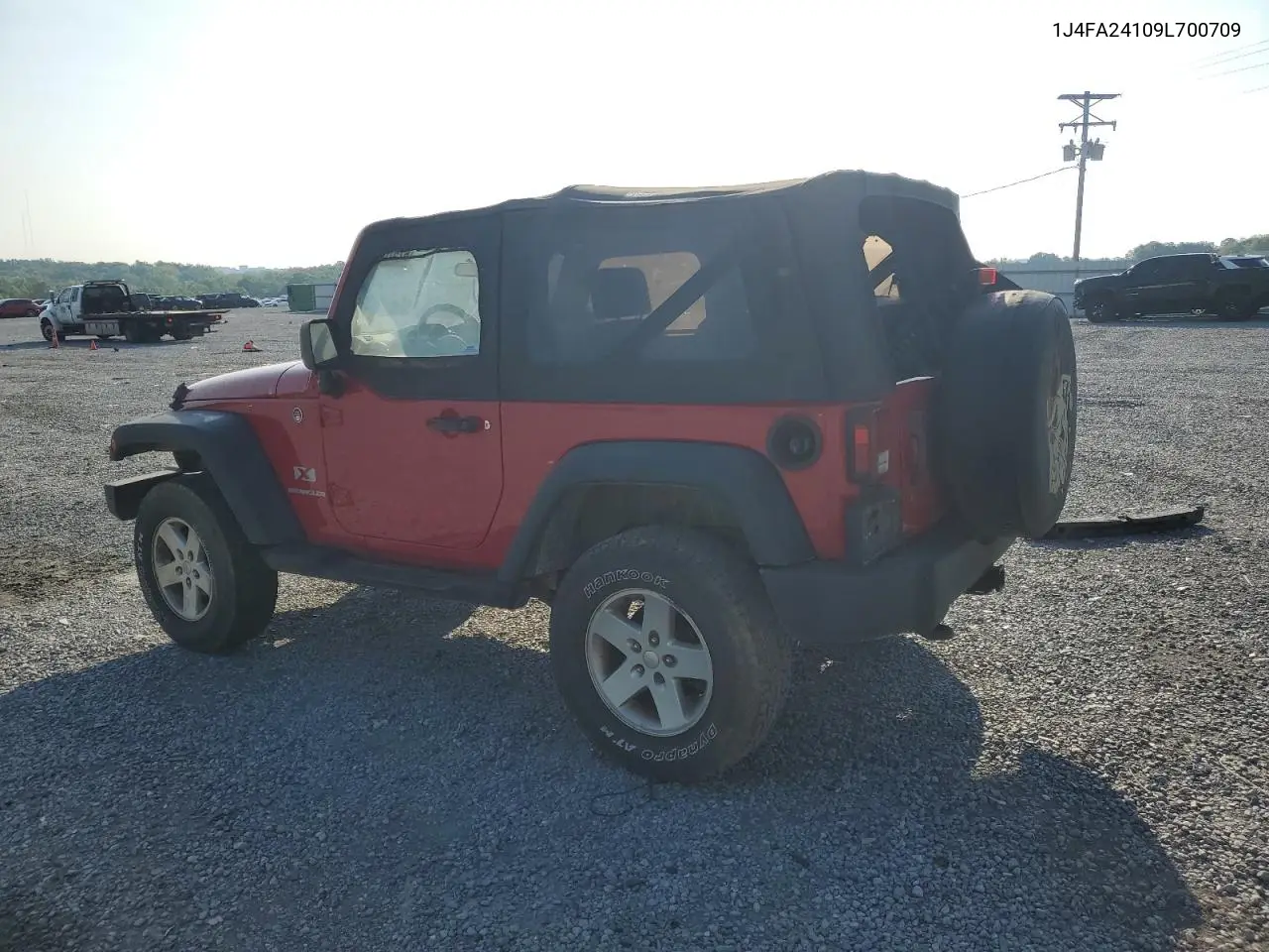 2009 Jeep Wrangler X VIN: 1J4FA24109L700709 Lot: 62570375