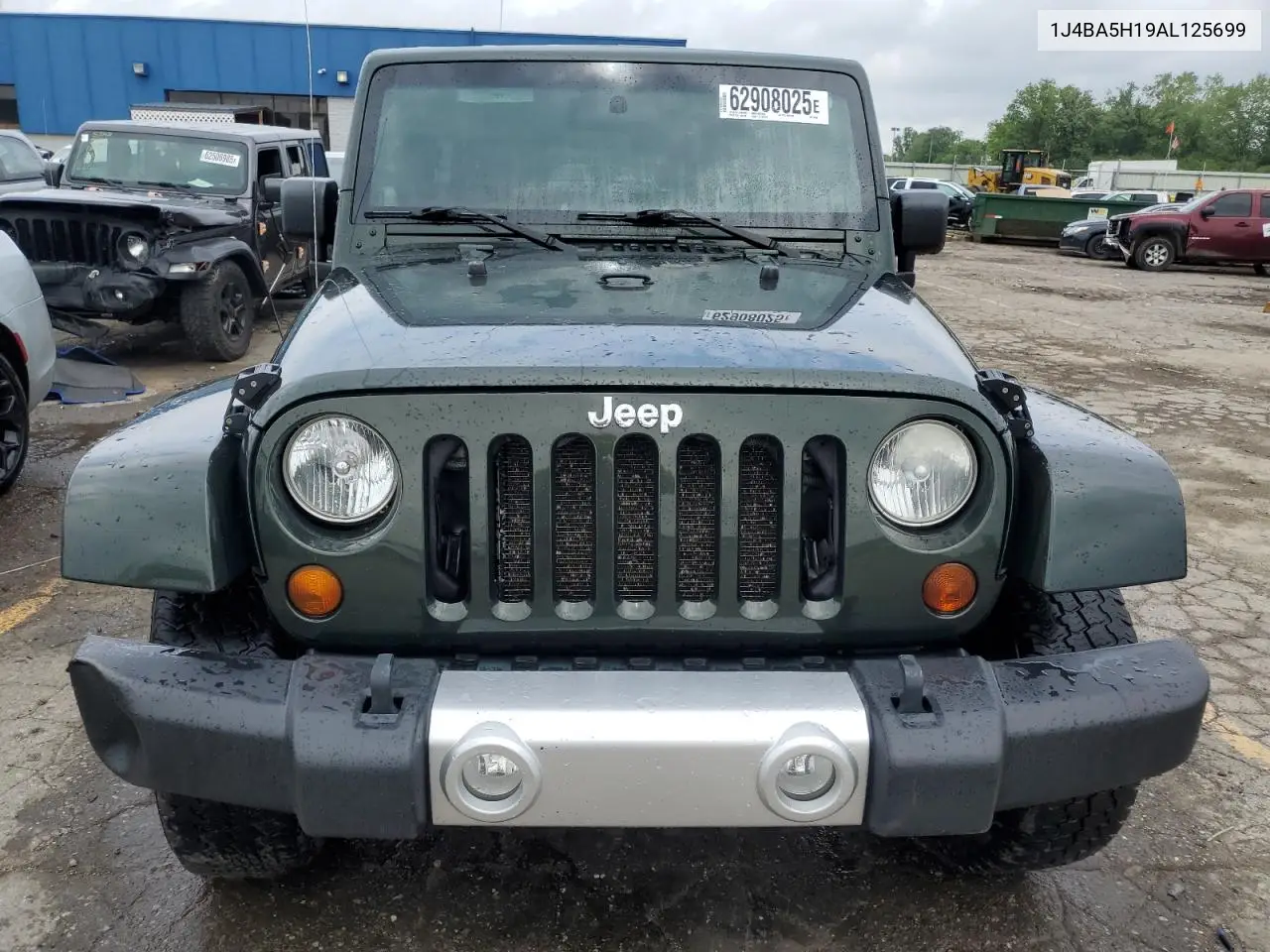 2010 Jeep Wrangler Unlimited Sahara VIN: 1J4BA5H19AL125699 Lot: 62908025