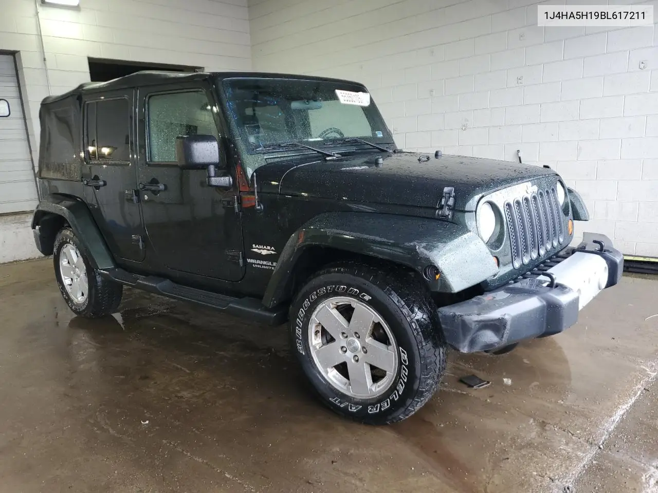 2011 Jeep Wrangler Unlimited Sahara VIN: 1J4HA5H19BL617211 Lot: 55350105