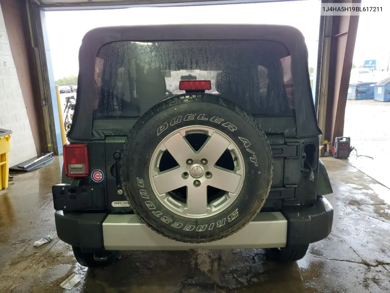 2011 Jeep Wrangler Unlimited Sahara VIN: 1J4HA5H19BL617211 Lot: 55350105