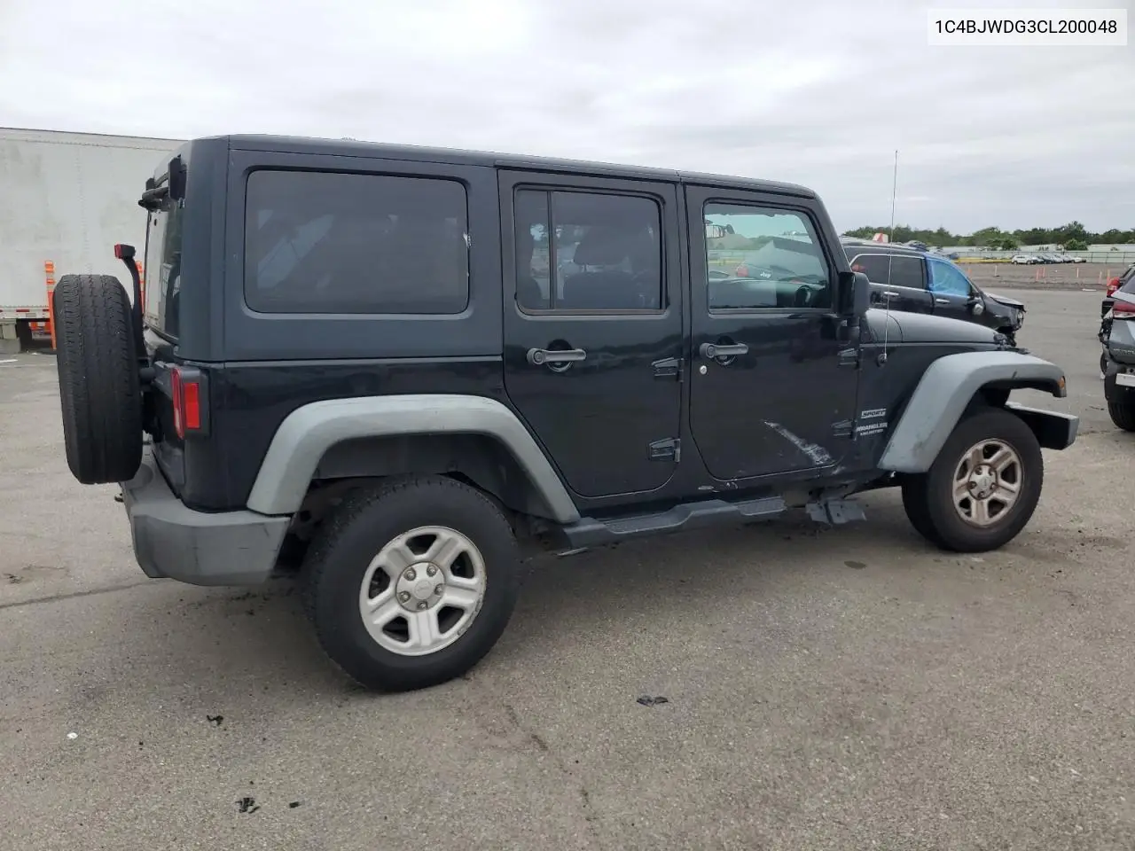 2012 Jeep Wrangler Unlimited Sport VIN: 1C4BJWDG3CL200048 Lot: 62724985