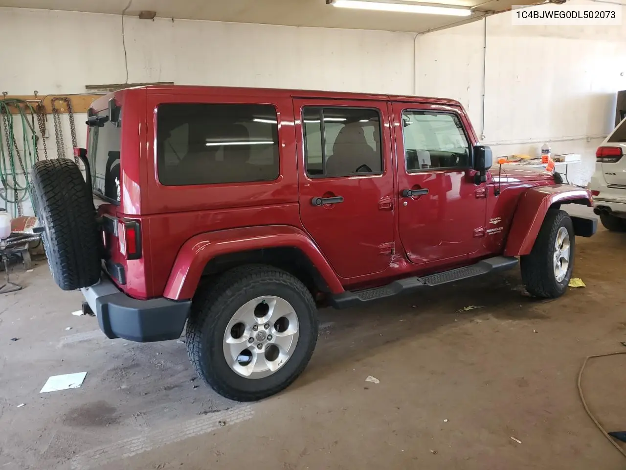 1C4BJWEG0DL502073 2013 Jeep Wrangler Unlimited Sahara
