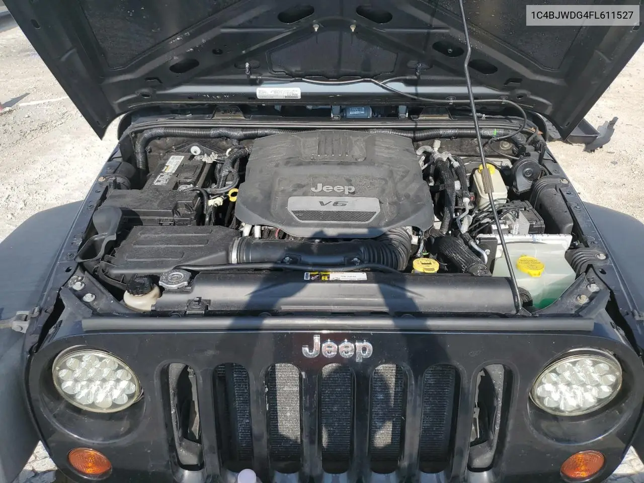 2015 Jeep Wrangler Unlimited Sport VIN: 1C4BJWDG4FL611527 Lot: 66497614