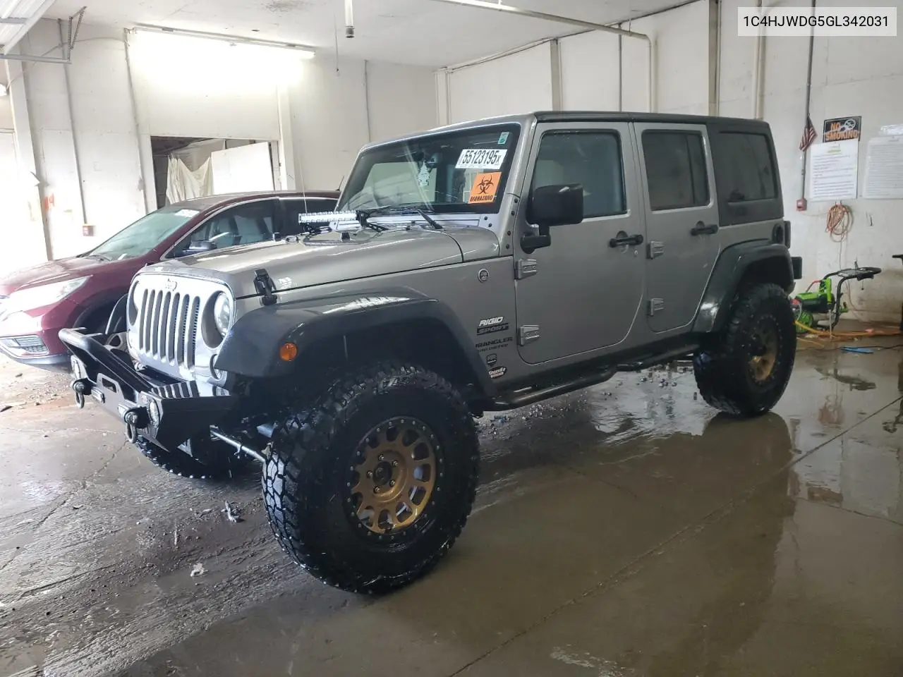 2016 Jeep Wrangler Unlimited Sport VIN: 1C4HJWDG5GL342031 Lot: 55123195