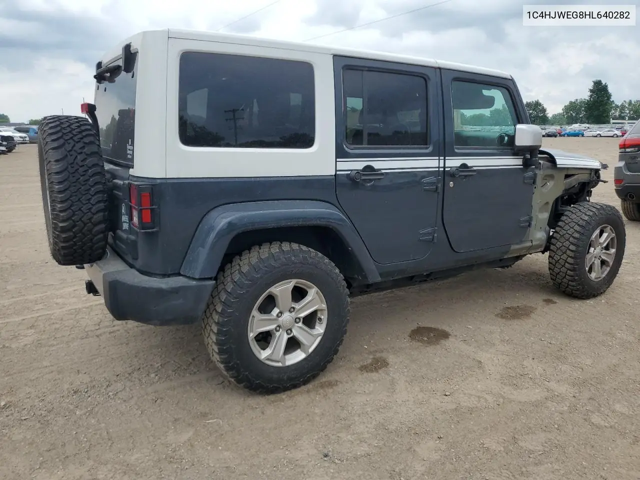 2017 Jeep Wrangler Unlimited Sahara VIN: 1C4HJWEG8HL640282 Lot: 61607615