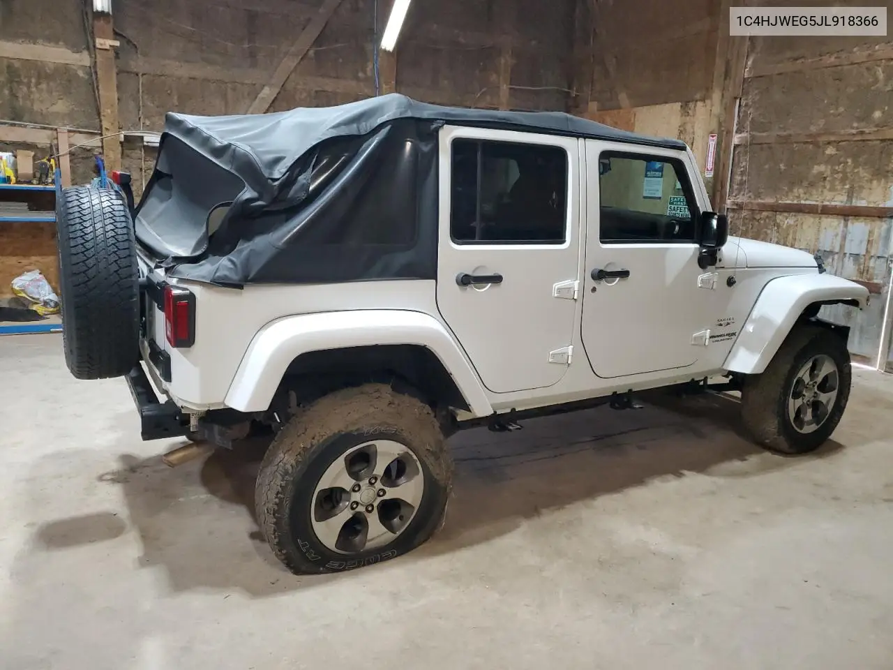 2018 Jeep Wrangler Unlimited Sahara VIN: 1C4HJWEG5JL918366 Lot: 55943685