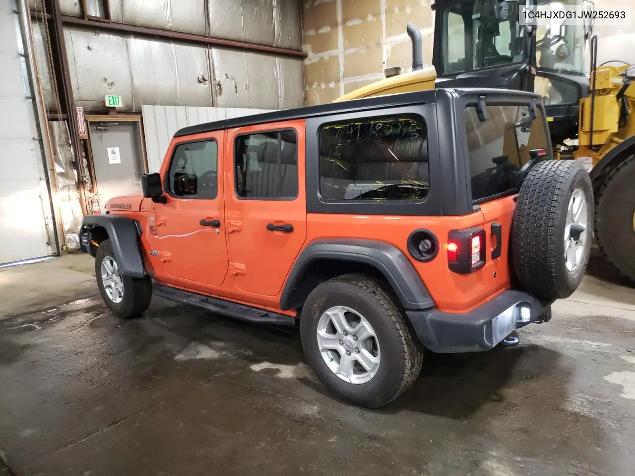 2018 Jeep Wrangler Unlimited Sport VIN: 1C4HJXDG1JW252693 Lot: 65691995
