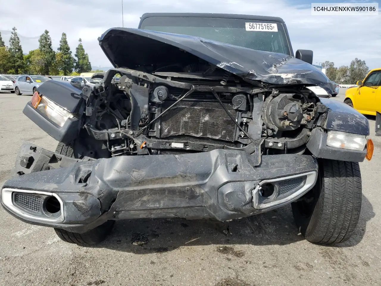 1c4hjxenxkw590186 1C4HJXENXKW590186 2019 Jeep Wrangler Unlimited Sahara