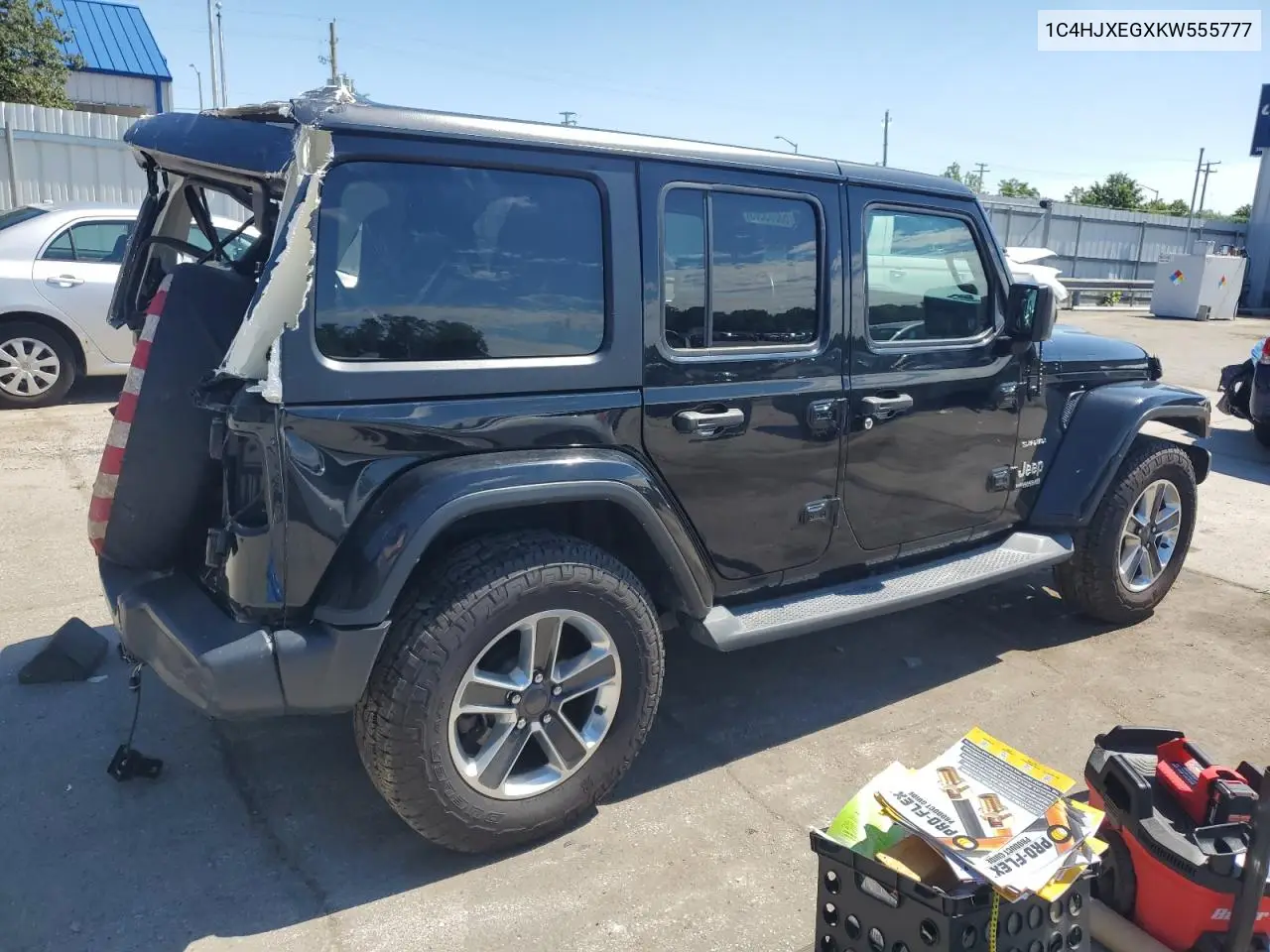 2019 Jeep Wrangler Unlimited Sahara VIN: 1C4HJXEGXKW555777 Lot: 63083565