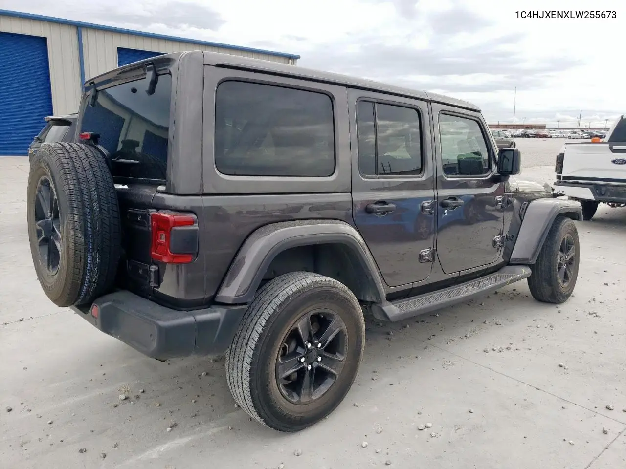 2020 Jeep Wrangler Unlimited Sahara VIN: 1C4HJXENXLW255673 Lot: 63266555