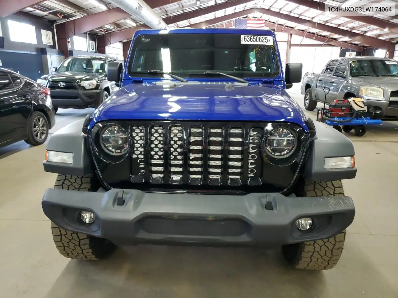 2020 Jeep Wrangler Unlimited Sport VIN: 1C4HJXDG3LW174064 Lot: 63650625