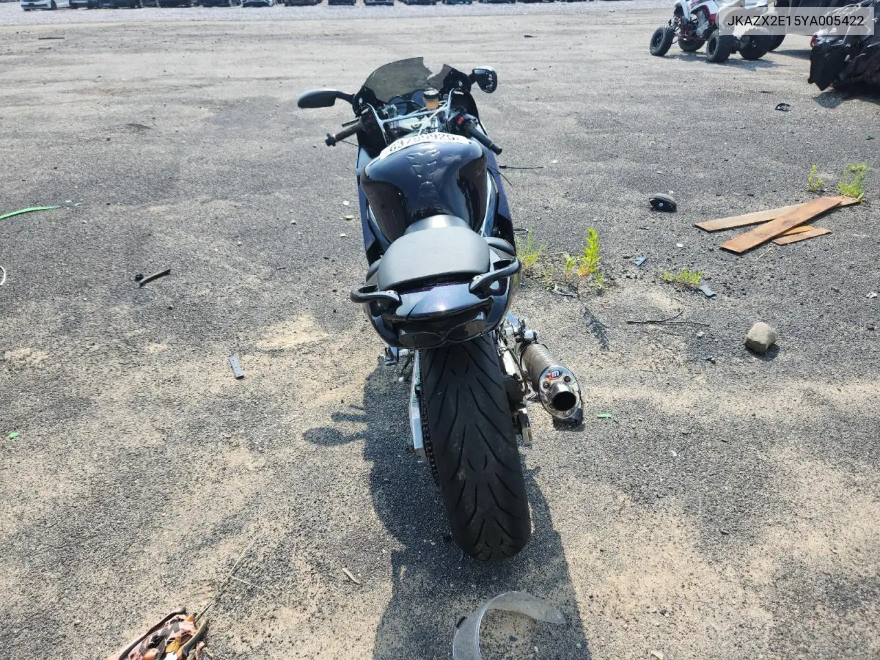 2000 Kawasaki Zx900 E VIN: JKAZX2E15YA005422 Lot: 63785925