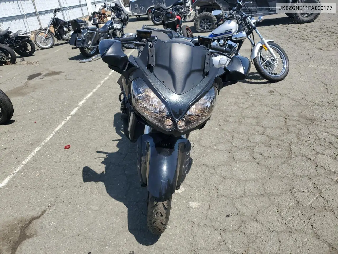 2015 Kawasaki Zg1400 E VIN: JKBZGNE11FA000177 Lot: 55511015