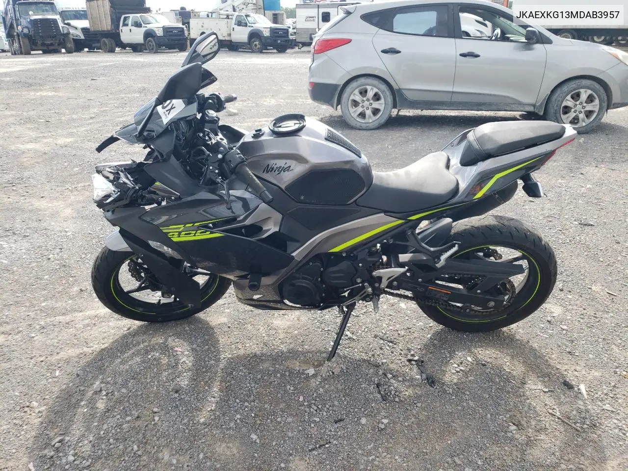 2021 Kawasaki Ex400 VIN: JKAEXKG13MDAB3957 Lot: 56834595