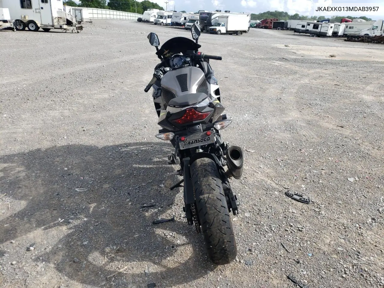 2021 Kawasaki Ex400 VIN: JKAEXKG13MDAB3957 Lot: 56834595