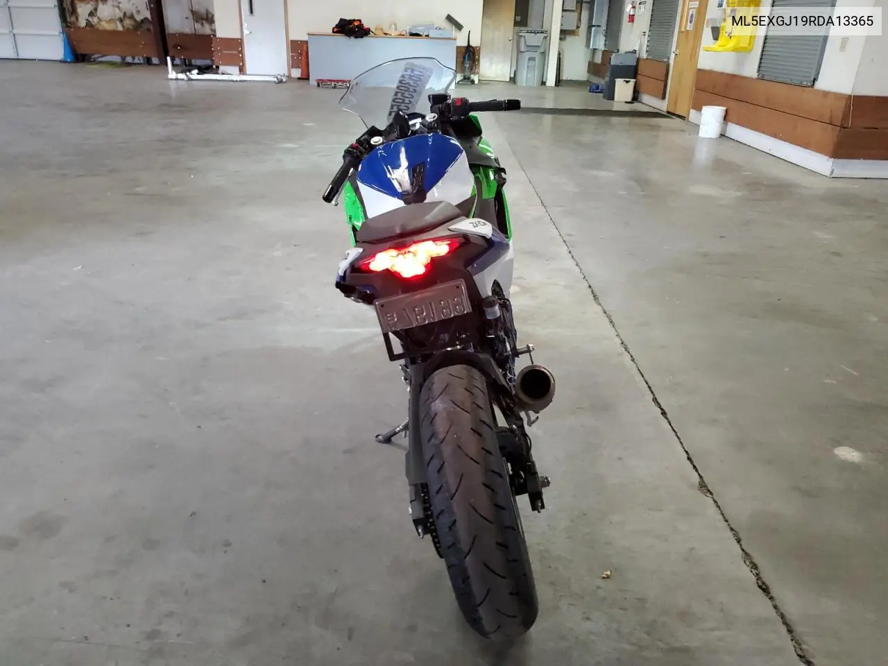 2024 Kawasaki Ex500 A VIN: ML5EXGJ19RDA13365 Lot: 56395955
