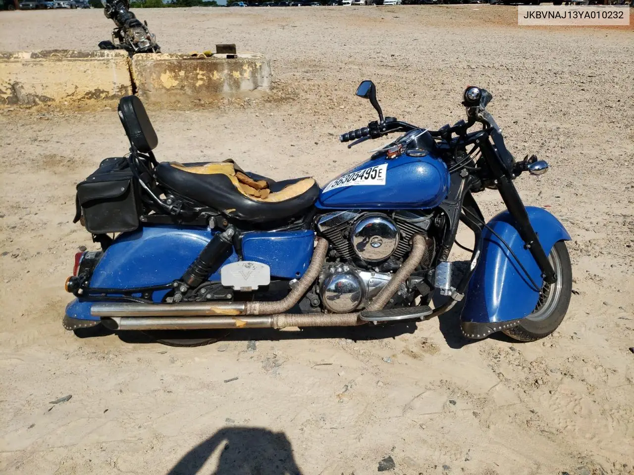 2000 Kawasaki Vn1500 J VIN: JKBVNAJ13YA010232 Lot: 56305495