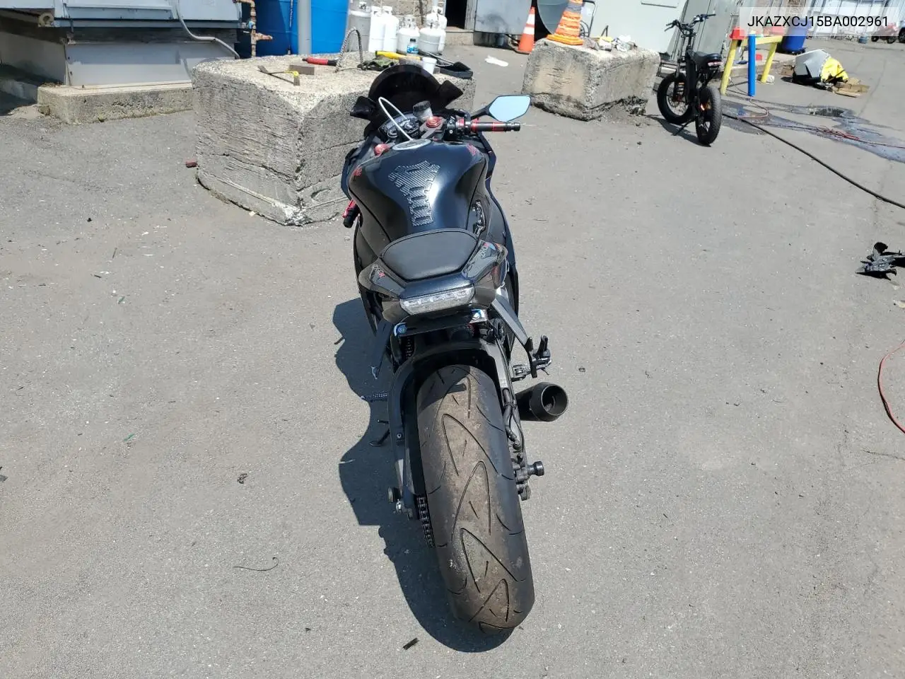 2011 Kawasaki Zx1000 J VIN: JKAZXCJ15BA002961 Lot: 59883515