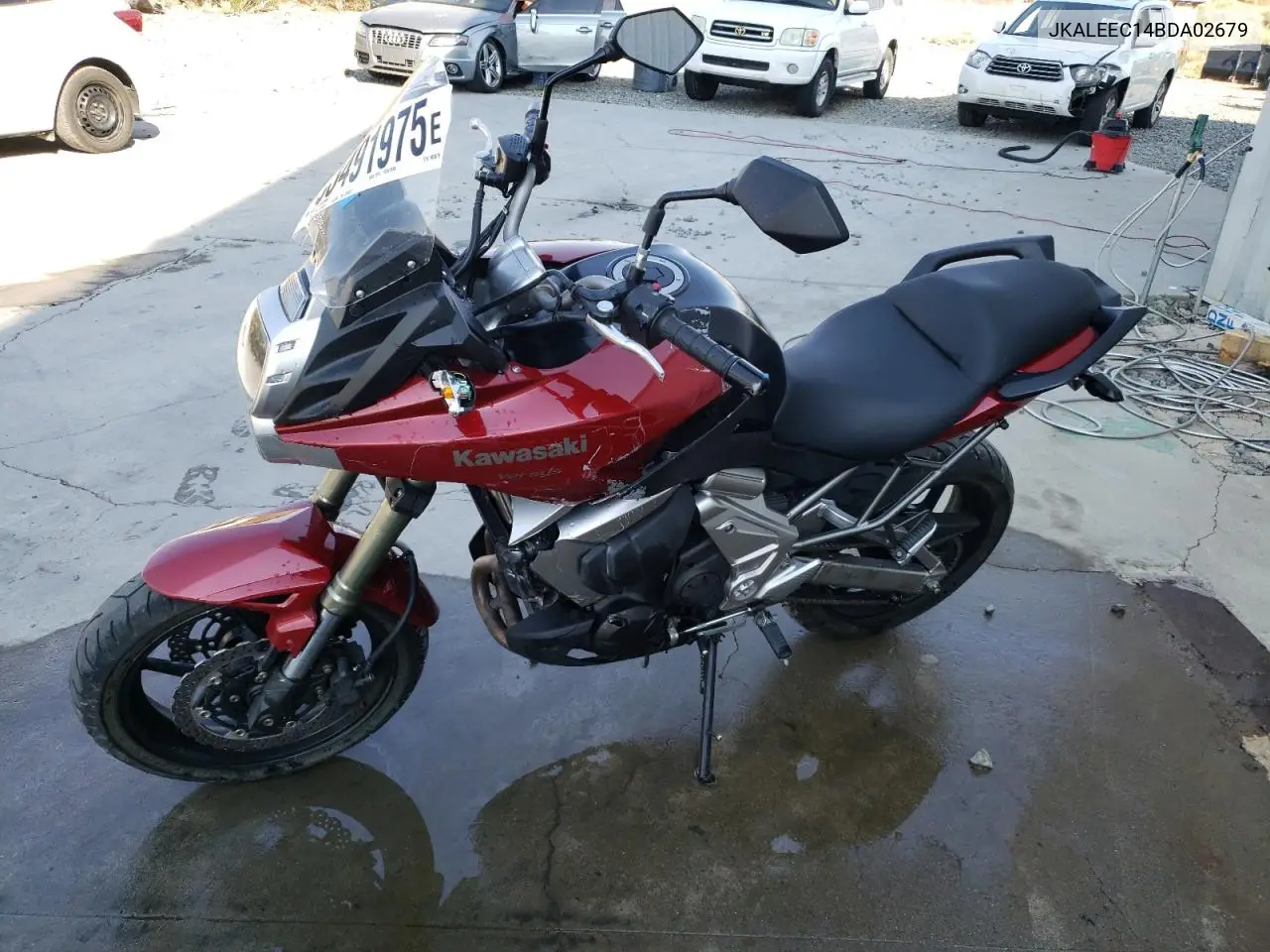 2011 Kawasaki Le650 C VIN: JKALEEC14BDA02679 Lot: 63491975