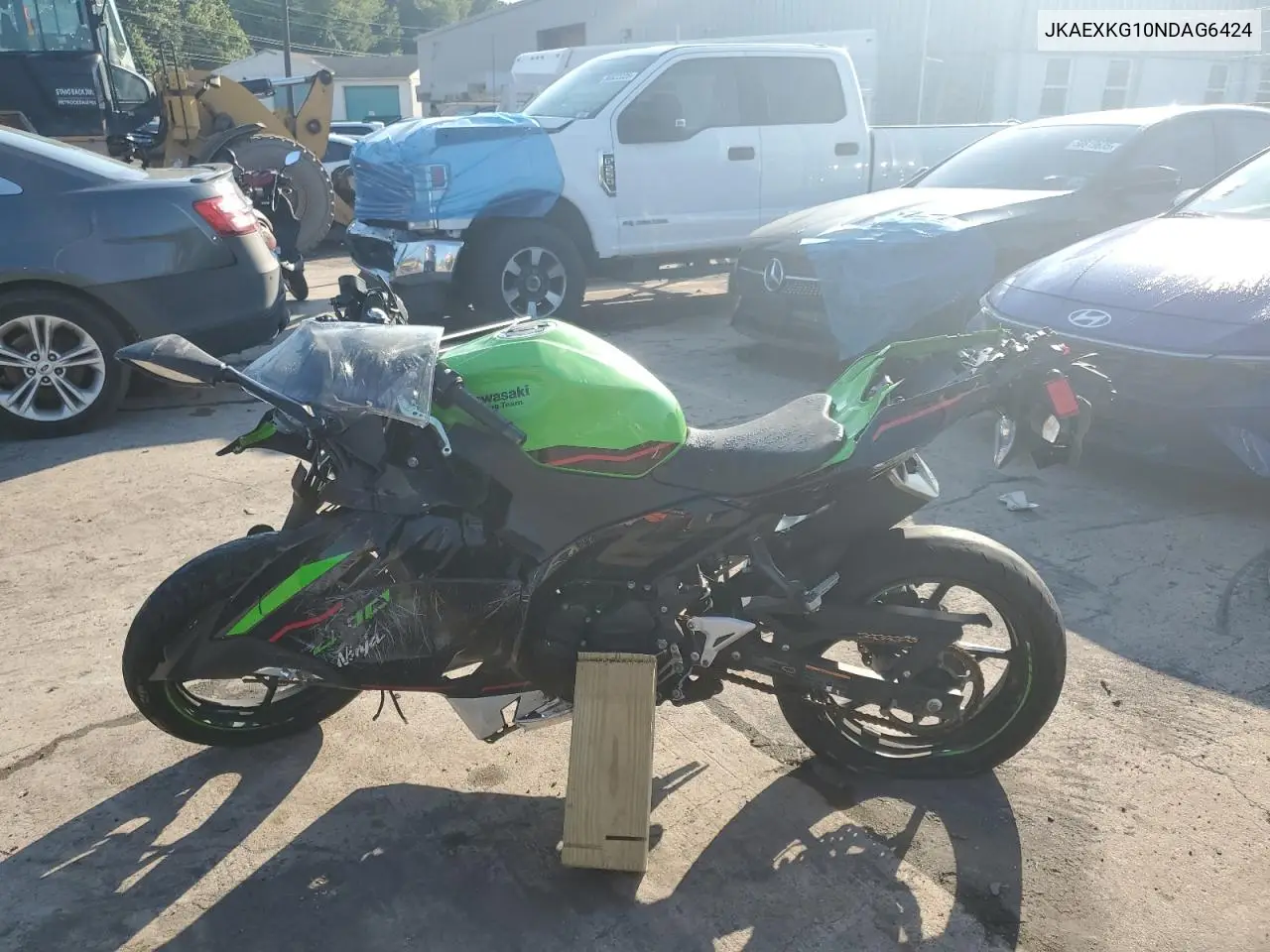 2022 Kawasaki Ex400 VIN: JKAEXKG10NDAG6424 Lot: 63203525