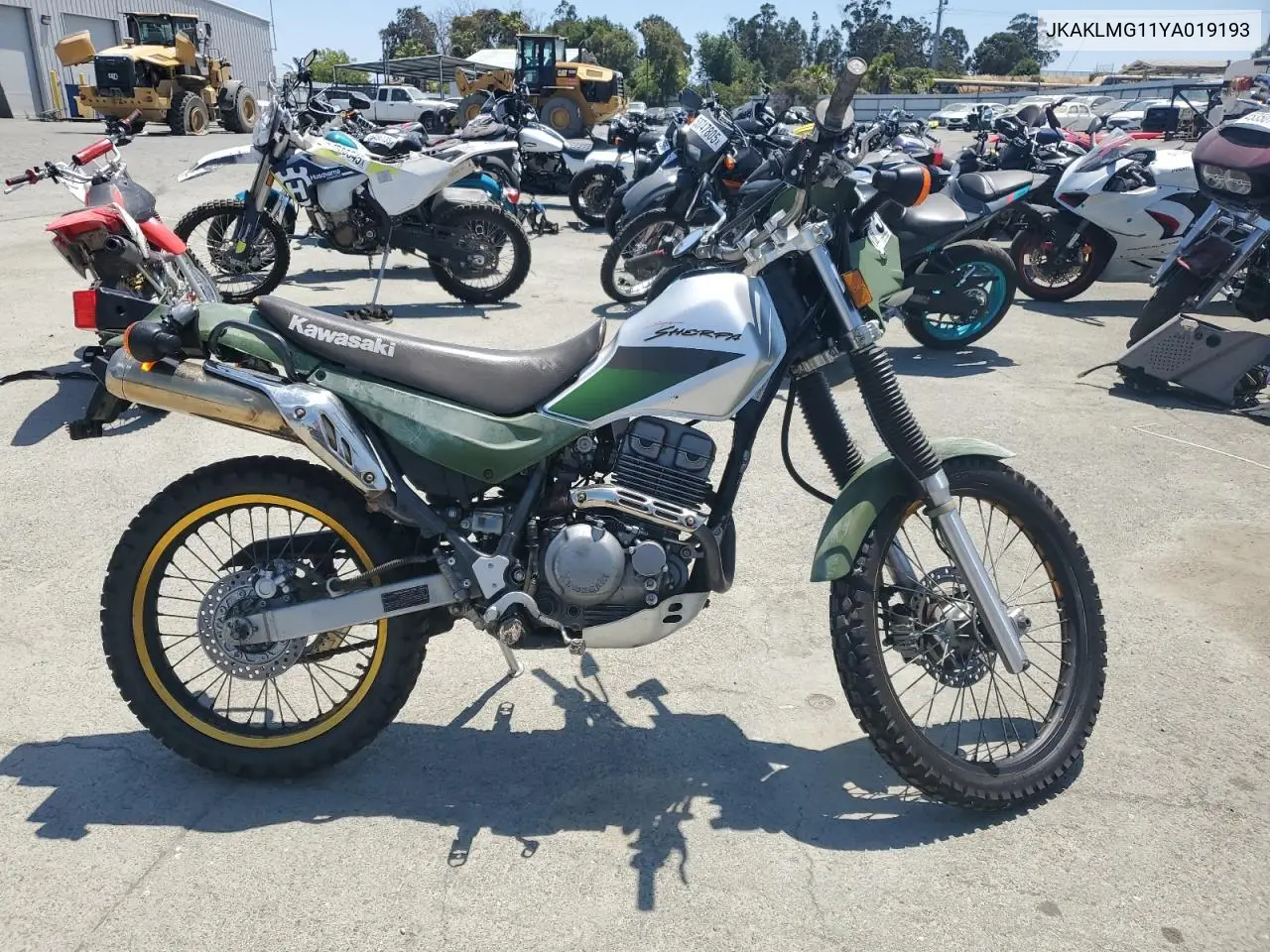 2000 Kawasaki Kl250 G VIN: JKAKLMG11YA019193 Lot: 58535355