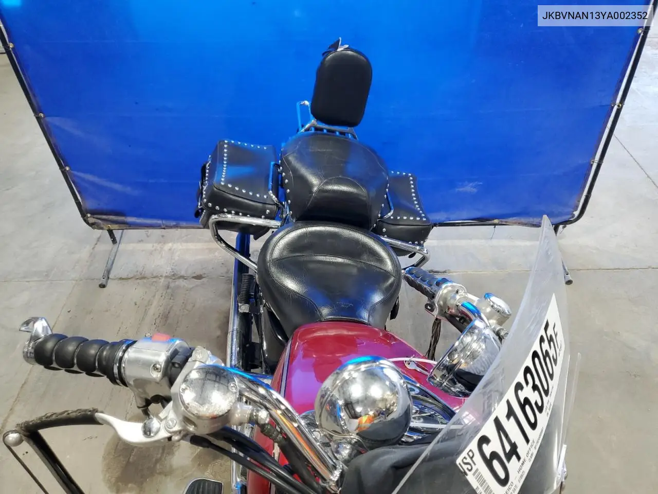 2000 Kawasaki Vn1500 N1 VIN: JKBVNAN13YA002352 Lot: 64163065