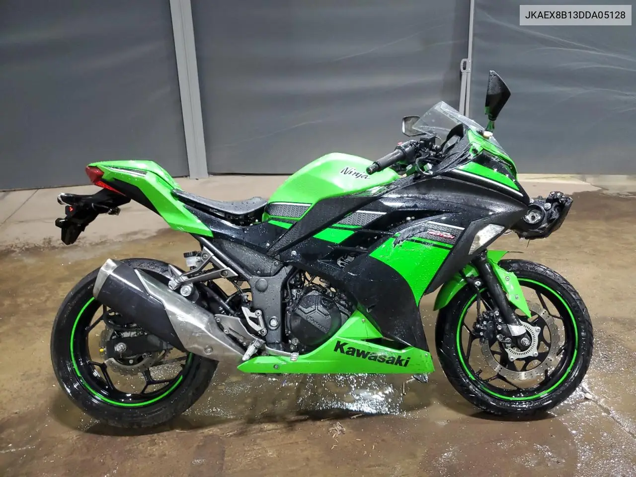 2013 Kawasaki Ex300 B VIN: JKAEX8B13DDA05128 Lot: 58198795