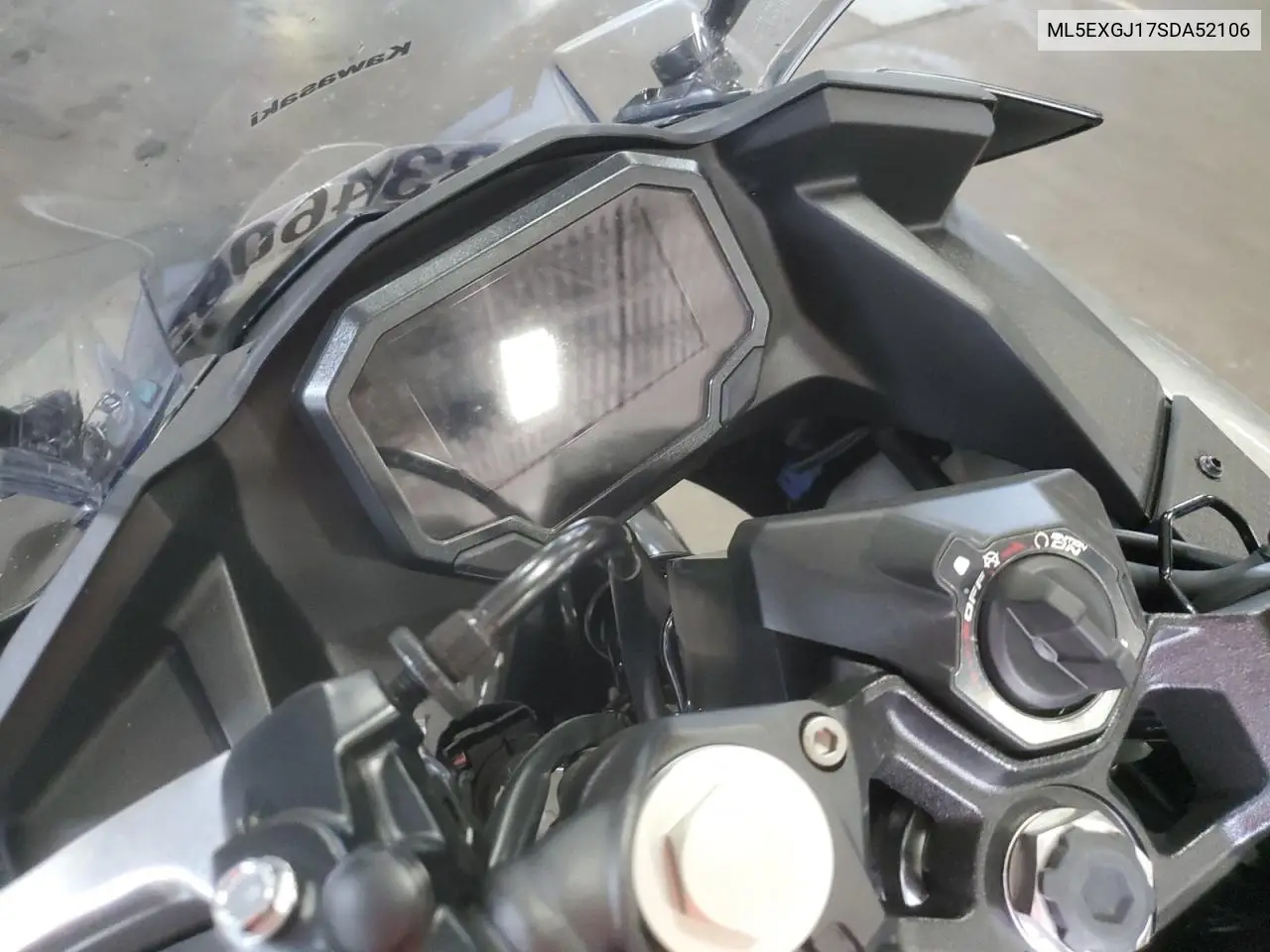 2025 Kawasaki Ex500 A VIN: ML5EXGJ17SDA52106 Lot: 63346055