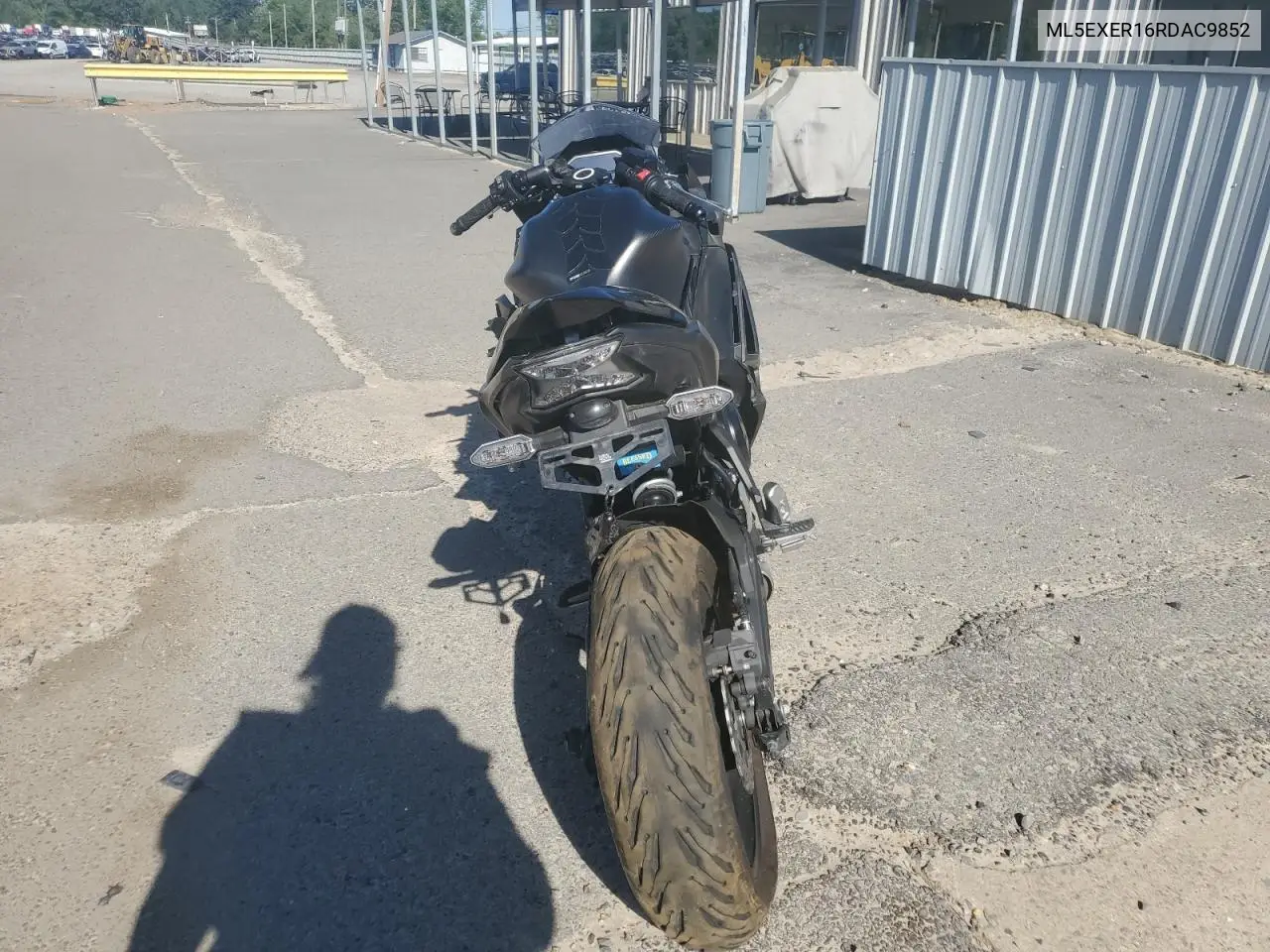 2024 Kawasaki Ex650 R VIN: ML5EXER16RDAC9852 Lot: 53293045
