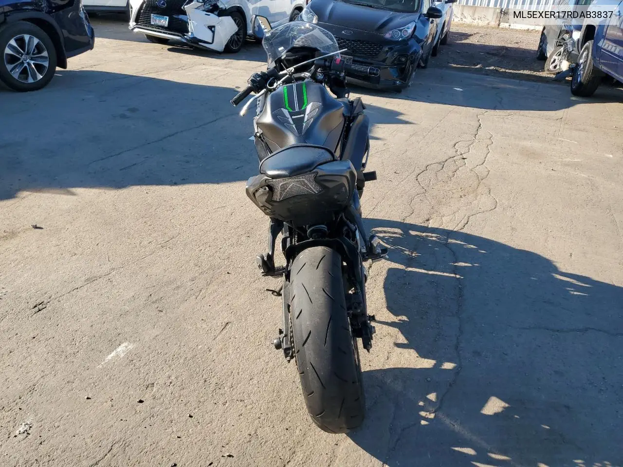 2024 Kawasaki Ex650 R VIN: ML5EXER17RDAB3837 Lot: 65356455