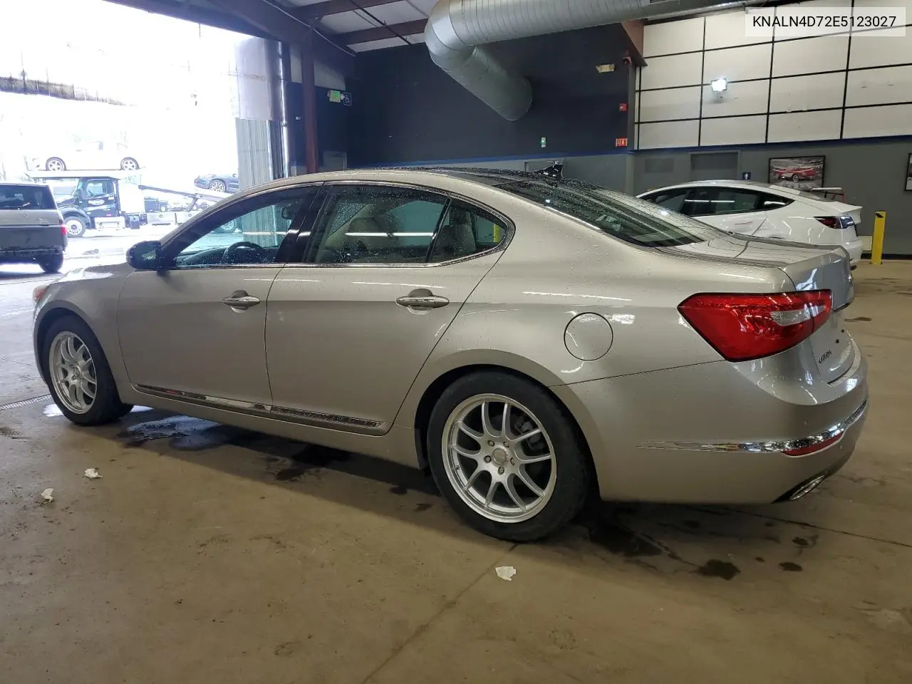2014 Kia Cadenza Premium VIN: KNALN4D72E5123027 Lot: 55997205