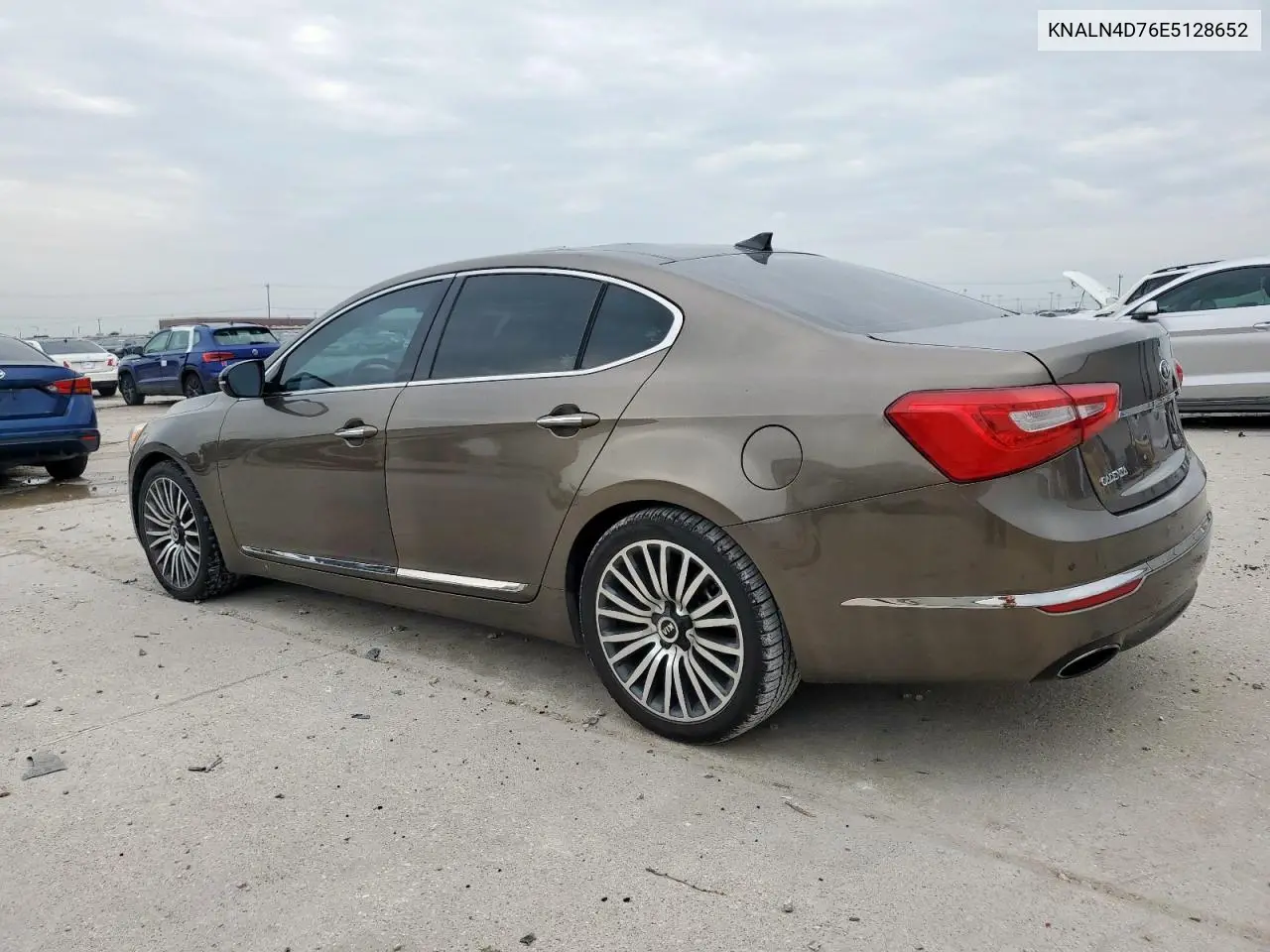 2014 Kia Cadenza Premium VIN: KNALN4D76E5128652 Lot: 59394655
