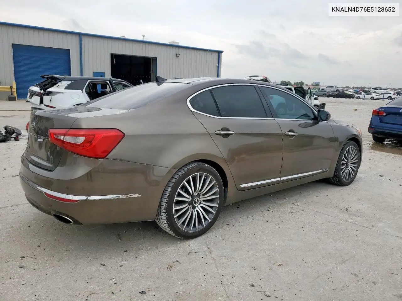 2014 Kia Cadenza Premium VIN: KNALN4D76E5128652 Lot: 59394655