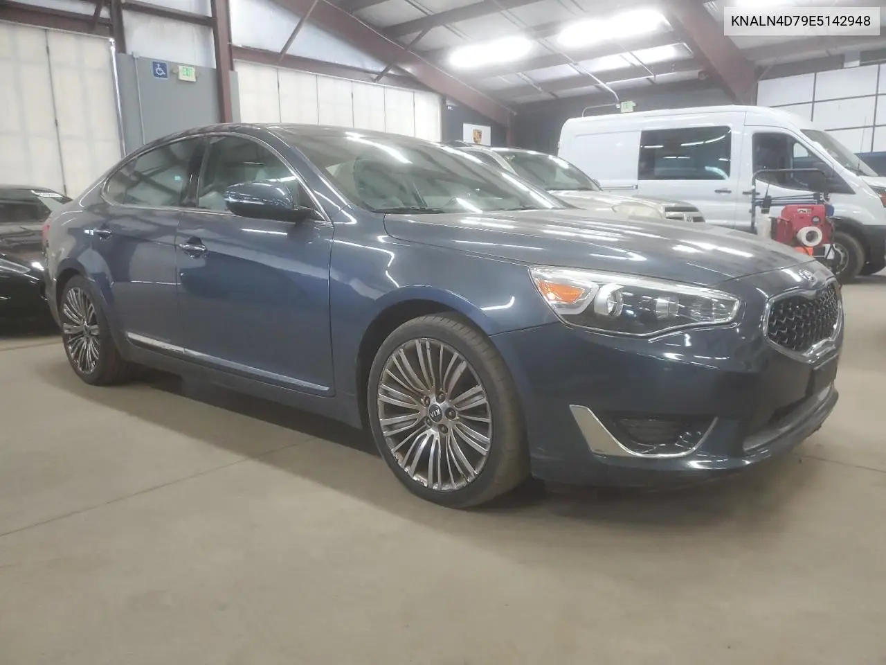 2014 Kia Cadenza Premium VIN: KNALN4D79E5142948 Lot: 60281065