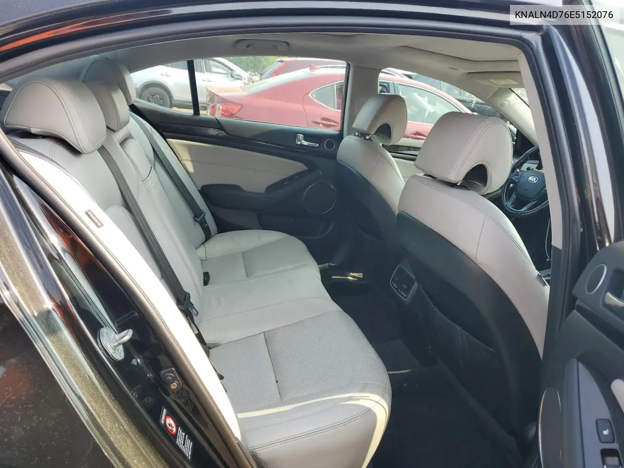 2014 Kia Cadenza Premium VIN: KNALN4D76E5152076 Lot: 60372095