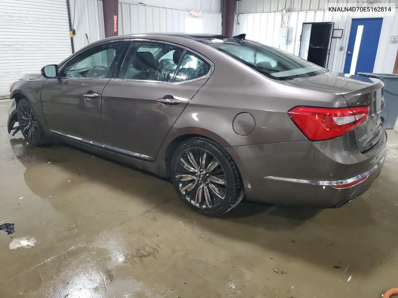 2014 Kia Cadenza Premium VIN: KNALN4D70E5162814 Lot: 61726865
