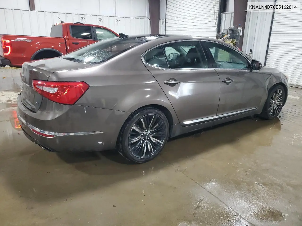 2014 Kia Cadenza Premium VIN: KNALN4D70E5162814 Lot: 61726865