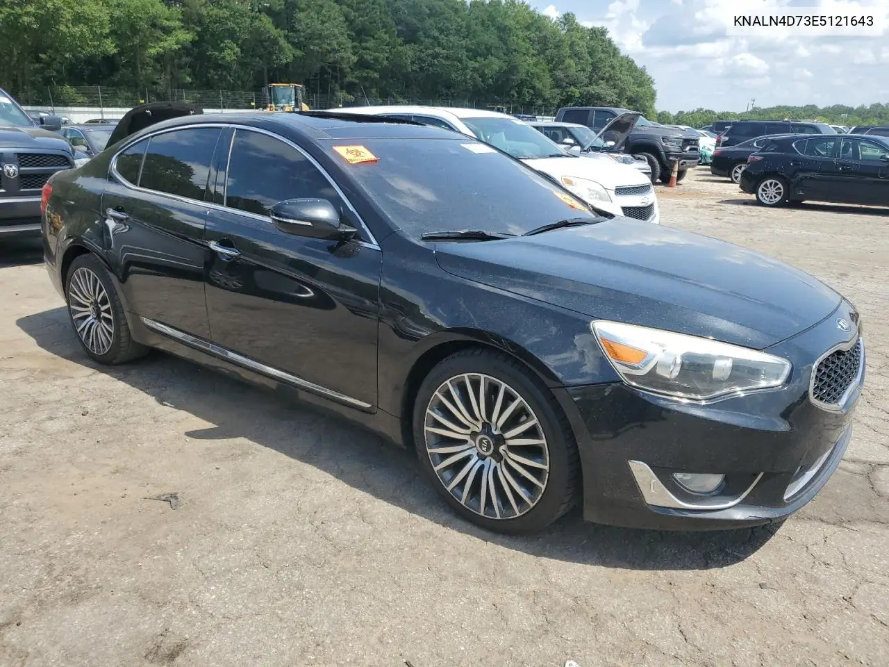 2014 Kia Cadenza Premium VIN: KNALN4D73E5121643 Lot: 63861135