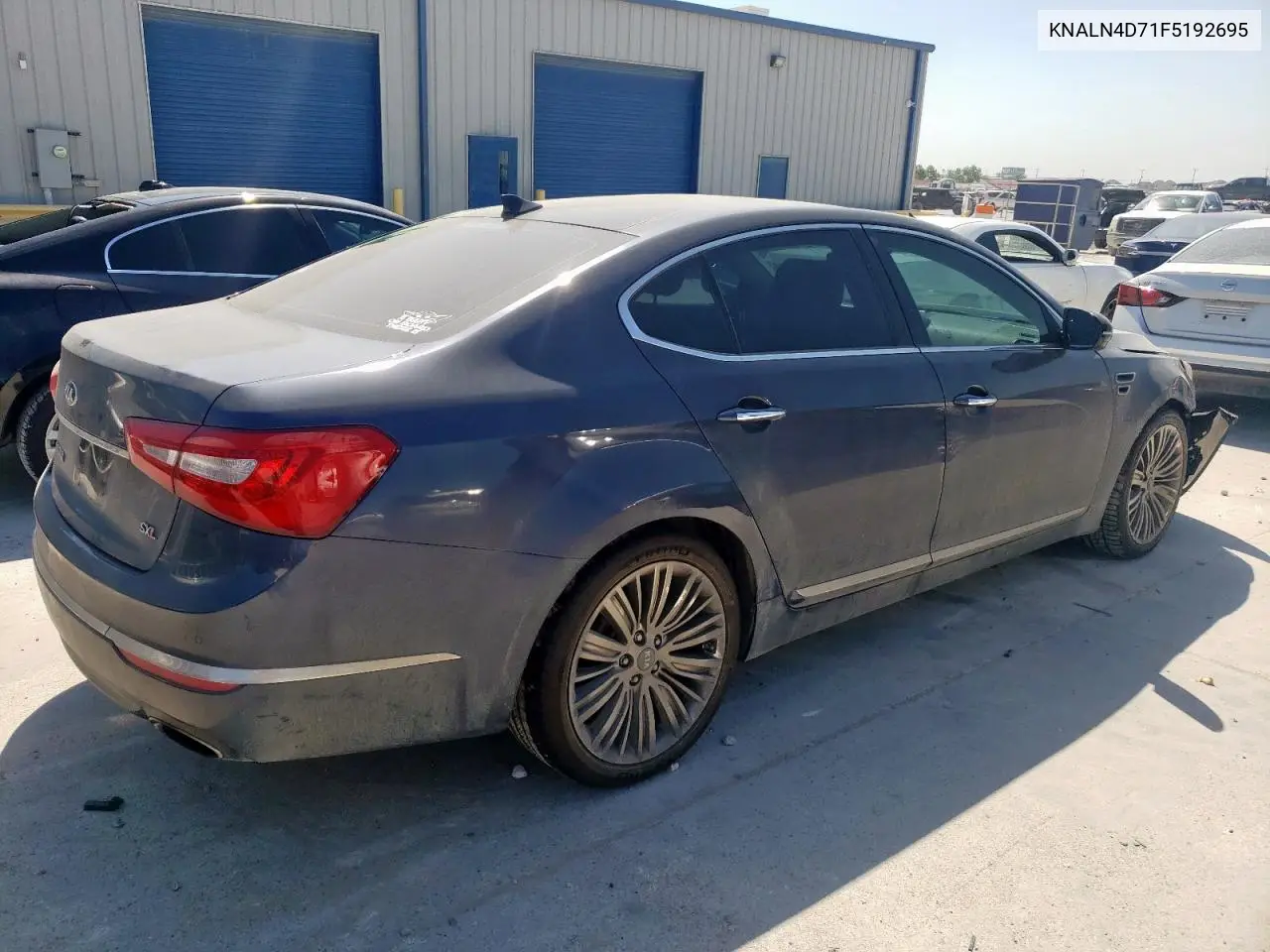 2015 Kia Cadenza Premium VIN: KNALN4D71F5192695 Lot: 52765805