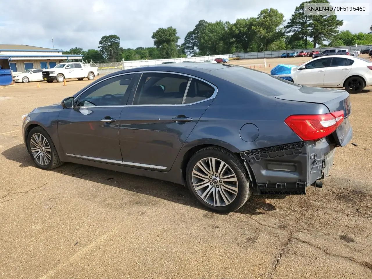 2015 Kia Cadenza Premium VIN: KNALN4D70F5195460 Lot: 56377125